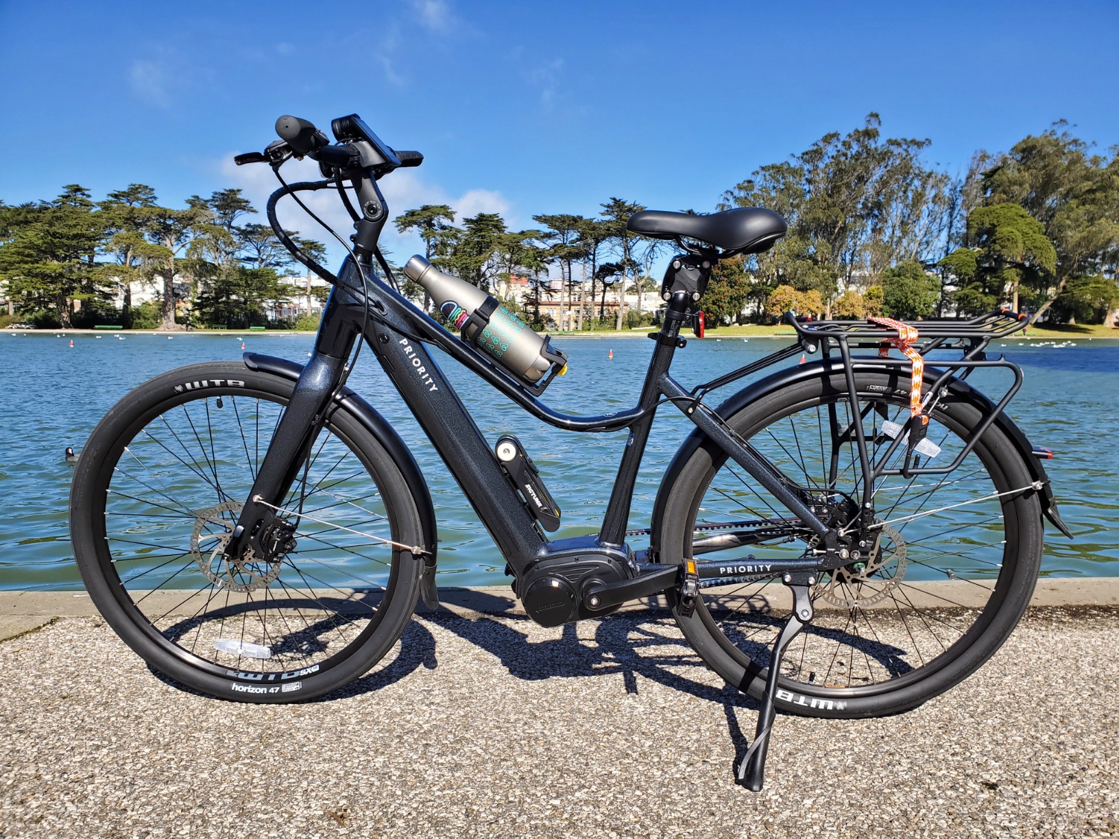 SIGTUNA Folding Bike Lock - Hardened Steel 8mm Fold-Up Heavy Duty Bike Lock with Easy Mounting, Secure Lock and Anti-Scratch Coating - Easily Keep Bike Secure and Paintwork Undamaged - Bicycle Lock customer photo 1