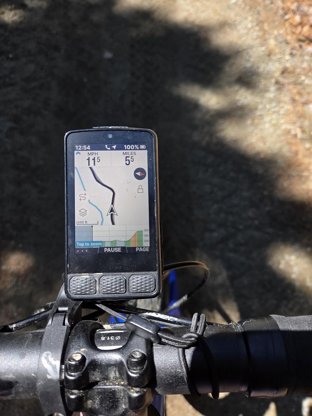 Wahoo ELEMNT ROAM V3 GPS Cycling/Bike Computer,Black customer photo 2