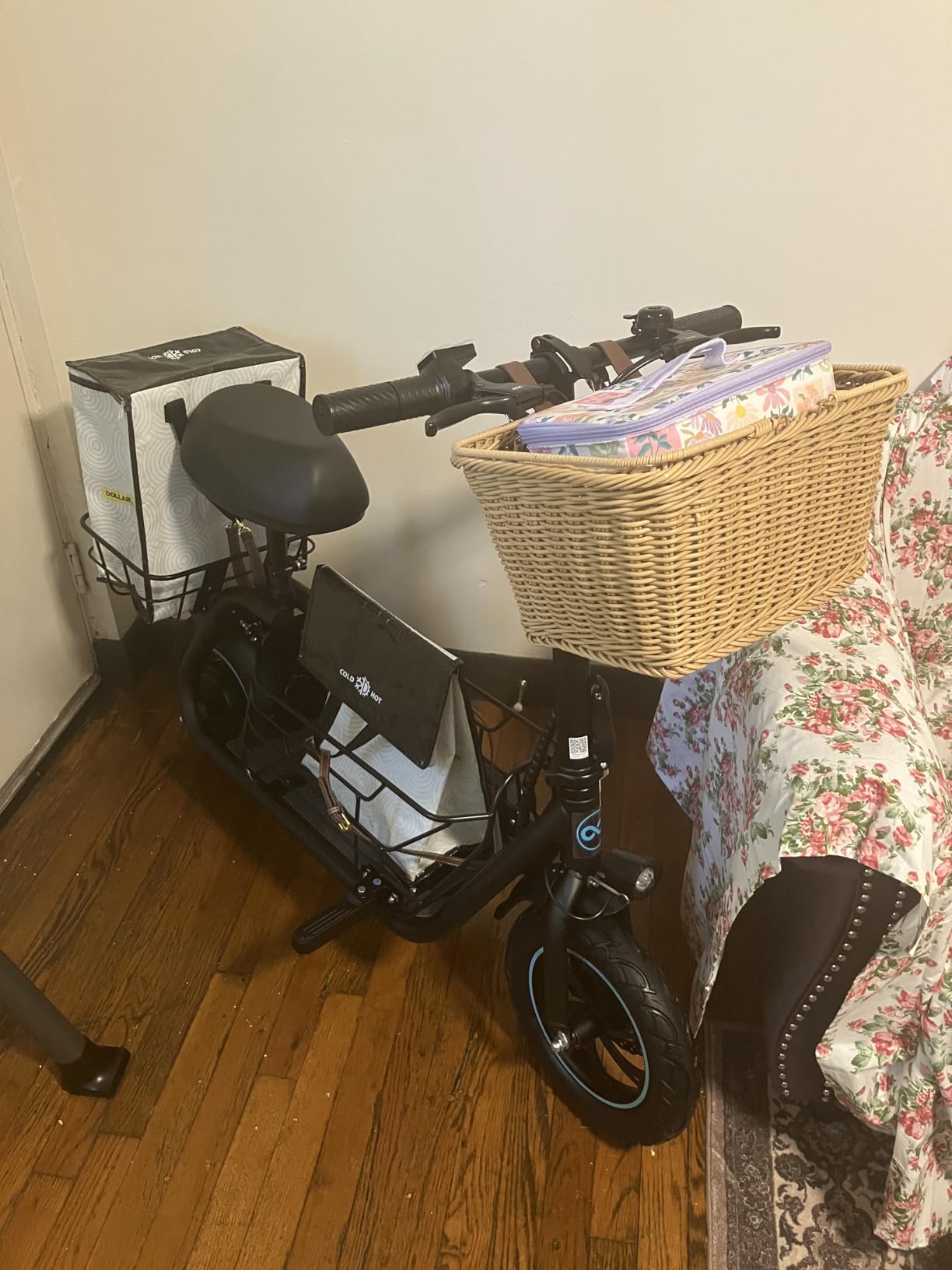 URBANMAX Electric Scooter with Seat for Adult, 550W Motor, Up to 18.6 MPH, Max Range 20 Miles, Includes Ample Storage Basket for Pets Dogs Items customer photo 1