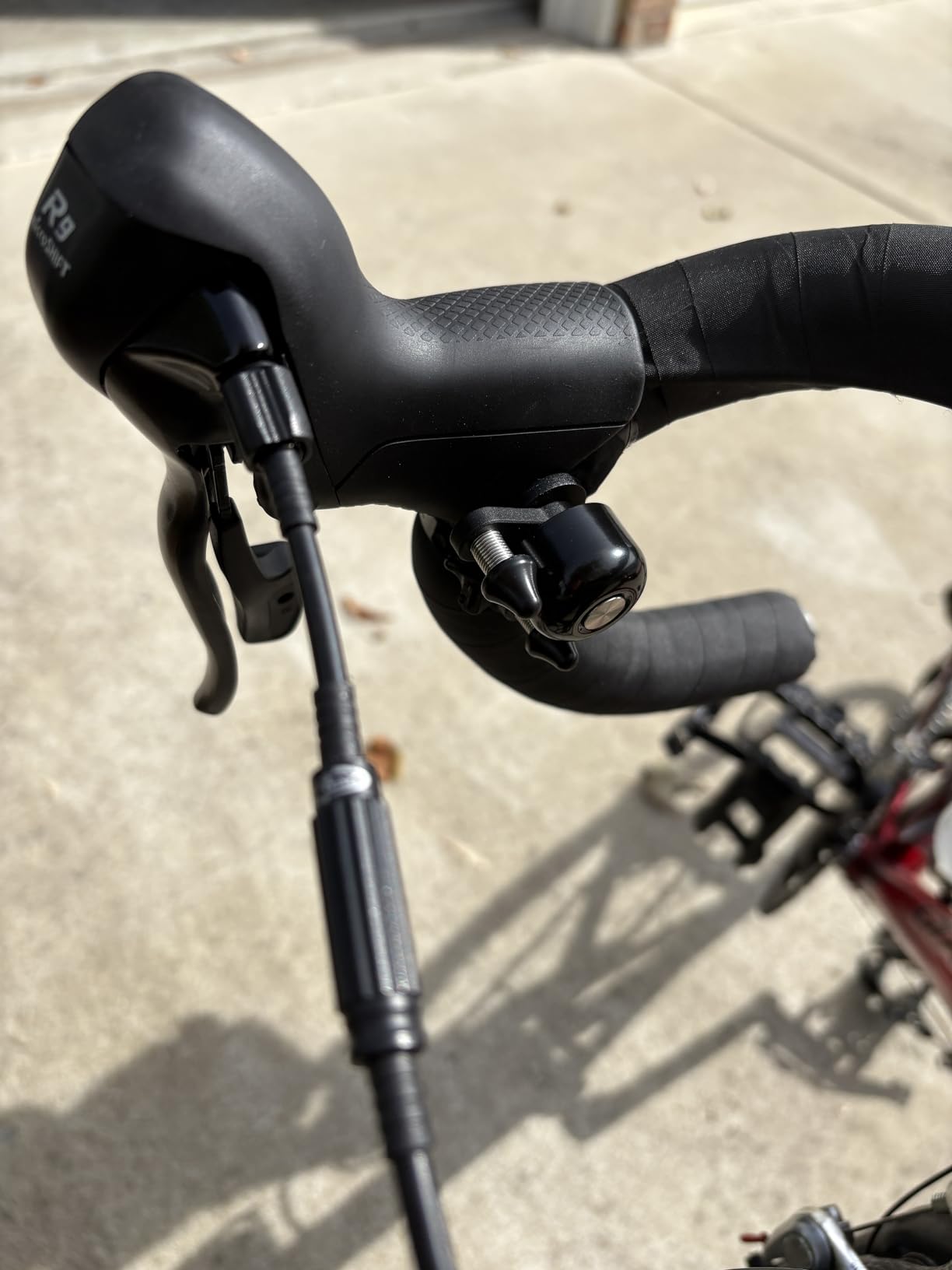 RAVEMEN Q3 Road Bike Bell, Dual-Hammer Copper Alloy Bicycle Bell for Adults Fit Handlebars up to 47mm, Lightweight for Most Grip Positions, Easy Installation customer photo 2