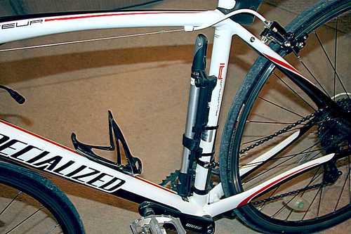 Topeak Road Morph Bike Pump - Portable Mini Floor Pump with Gauge, Fits Presta, Schrader & Dunlop Valves, 140 PSI Max, Aluminum Barrel, Fold-Out Foot Pad, Flexible Hose & Mount Bracket, Lightweight customer photo 1