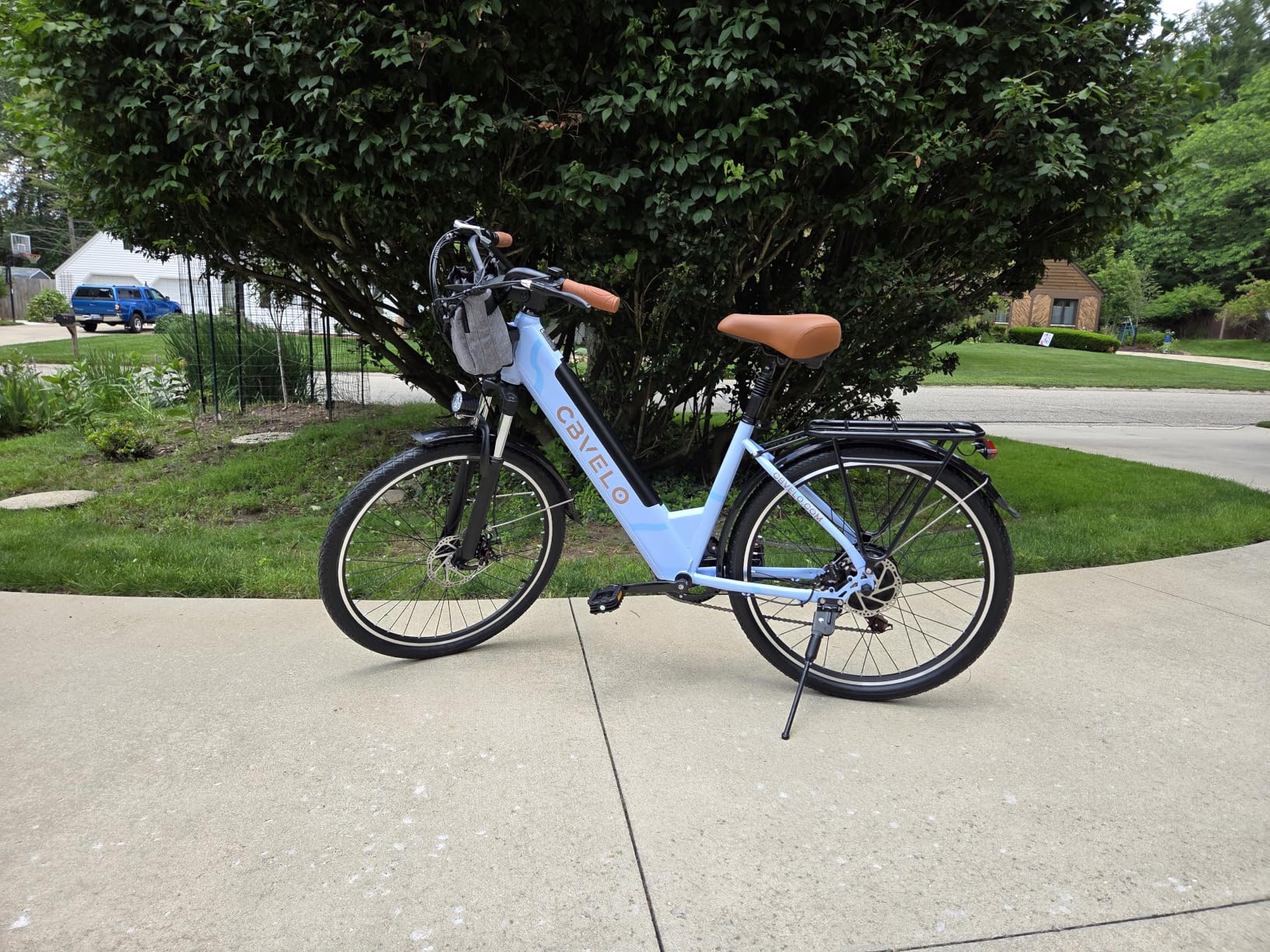 Cybervelo 750W Peak Electric Bike for Adults, up 80 Miles Removable Battery Ebike, 26