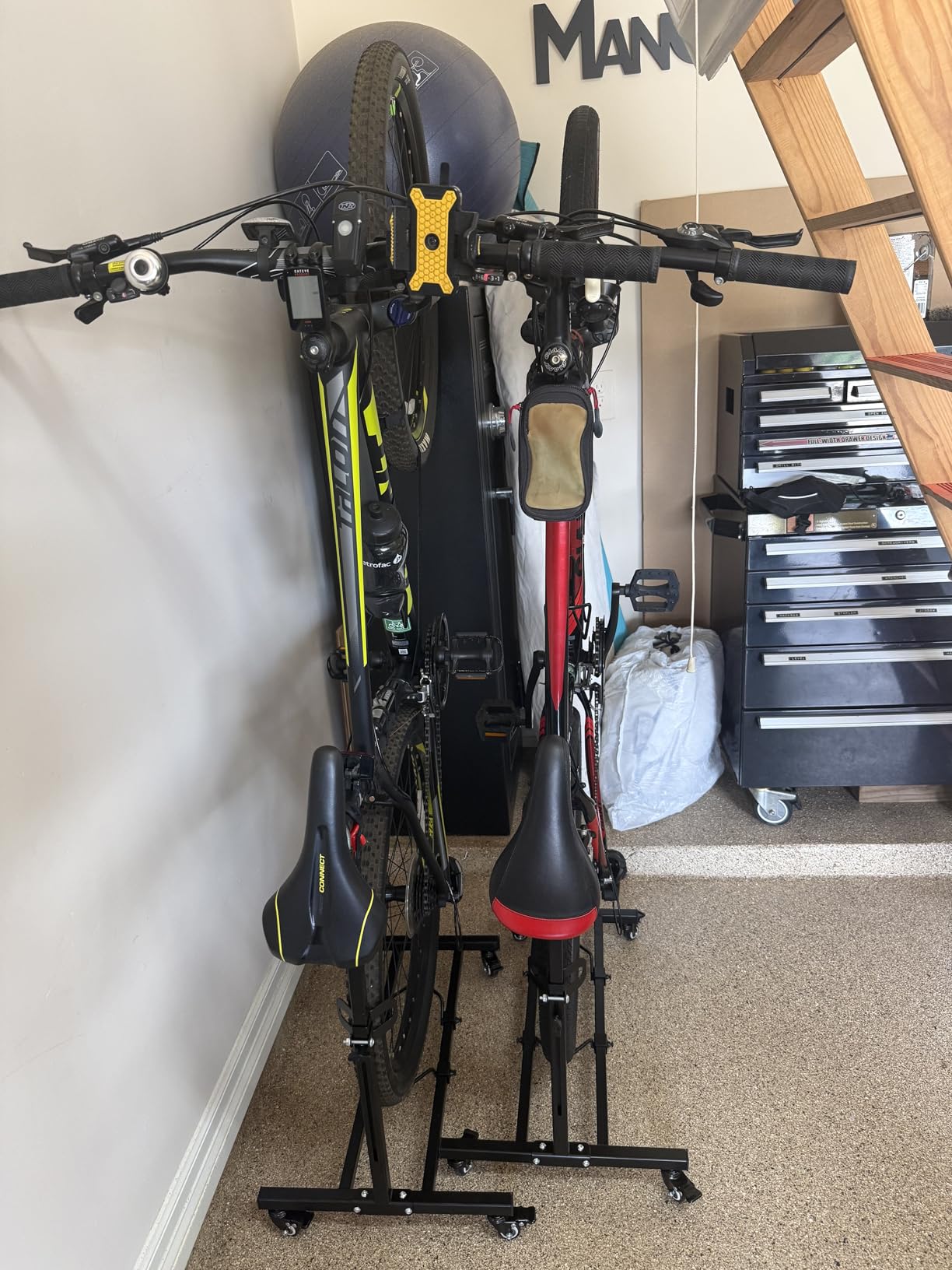 Vertical Bike Stand, Freestanding Space-Saving Bike Rack with Adjustable Height for Wheels Sizes up to 29