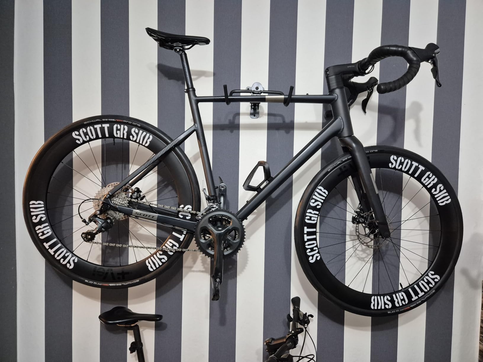 MEROCA VEL Road Bike Carbon Wheelset 700C Clincher Wheelset 50/60mm Deep Disc Brake Clincher/Tubeless Ready, 36T Ratchet Hub, Pillar Spokes customer photo 2