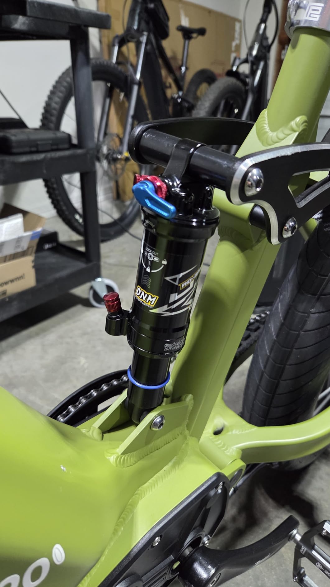 DNM AO-39RC Rear Shock (AOY-36RC Upgrade), Air-Adjustable, 165mm customer photo 1