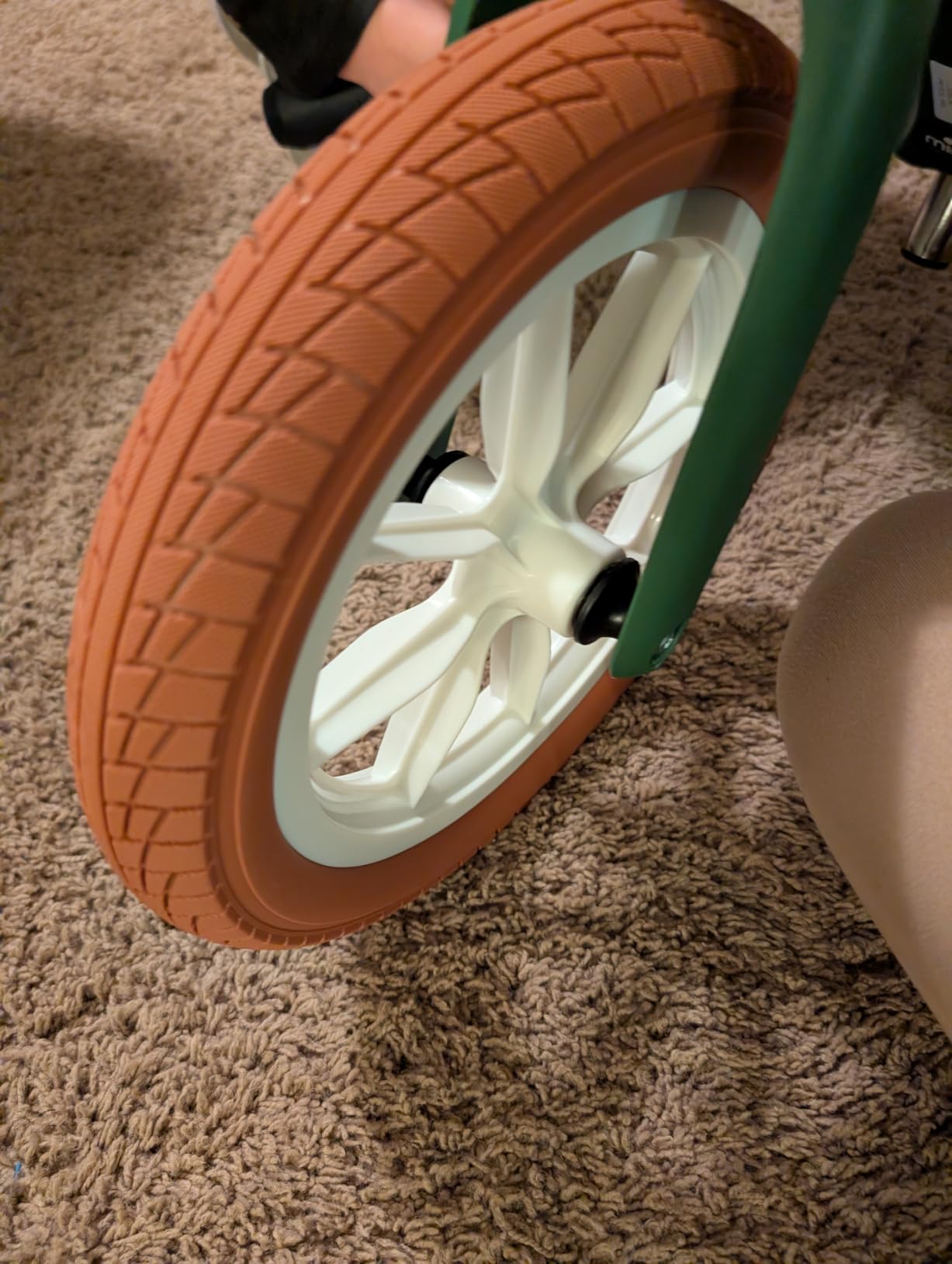 Mima Zoom Lite No Pedal Bike for Kids Ages 2, 3, 4 and 5 | Ultra-Lightweight Balance Bike | Adjustable Seat | Puncture-Proof Wheels| Modern Toddler Ride-On Toy customer photo 1