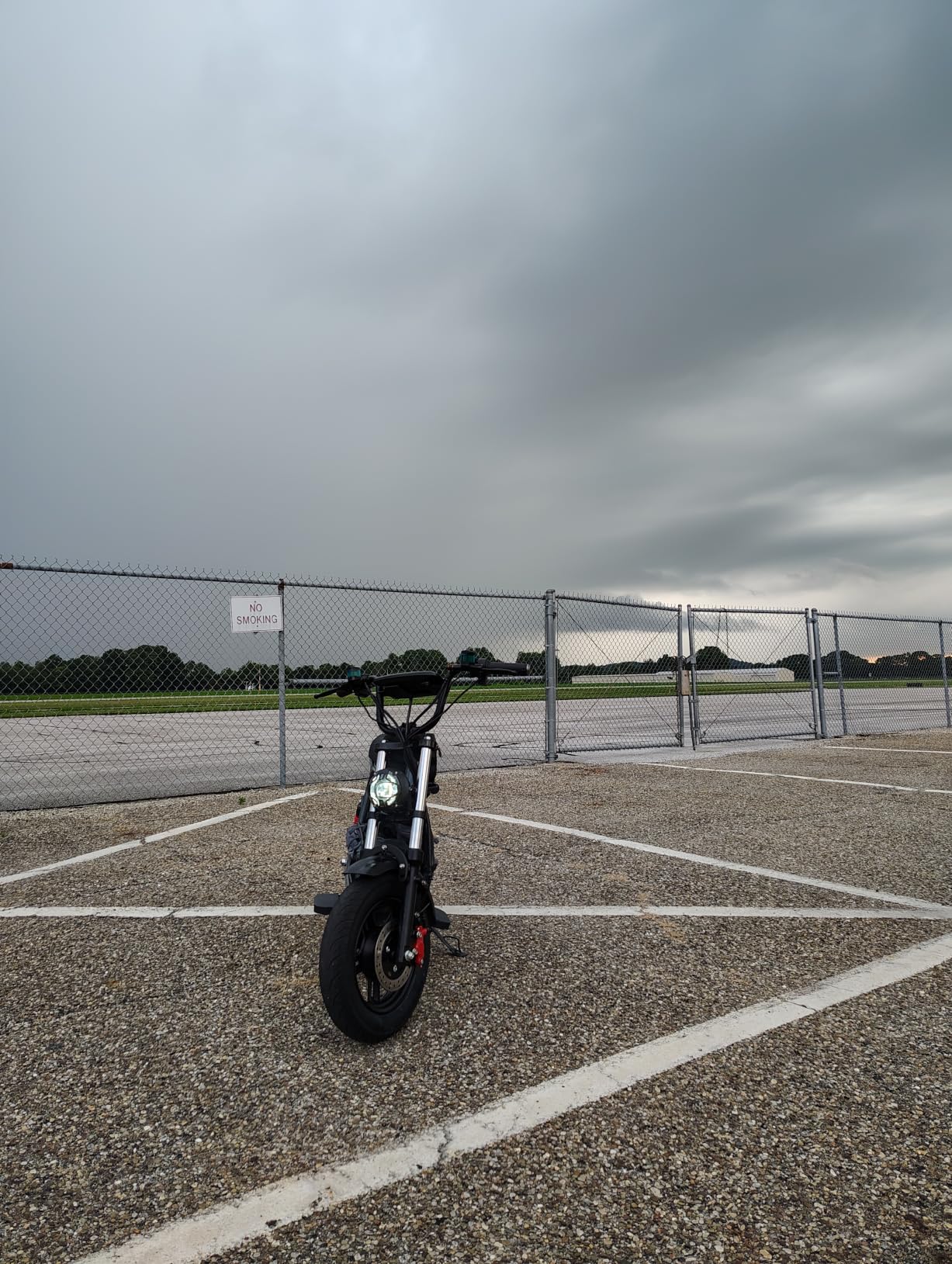 iScooter Electric Scooter for Adults with Seat, 1500W Motor, 35MPH Top Speed & 45 Miles Range, 15