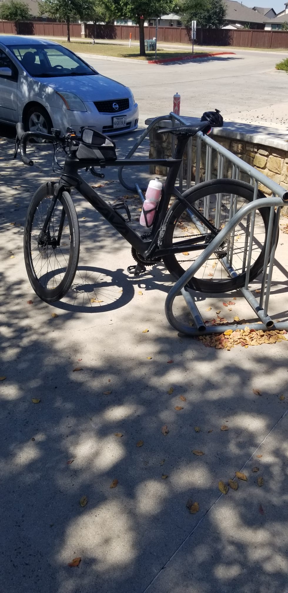 SAVADECK Hawkeye SLR7S Carbon Road Bike, T800 Carbon Fiber Frame Racing Bicycle with Shimano 105 R7120 24 Speed Groupset and Hydraulic Disc Brakes, Ultra-Light Carbon Bike customer photo 2