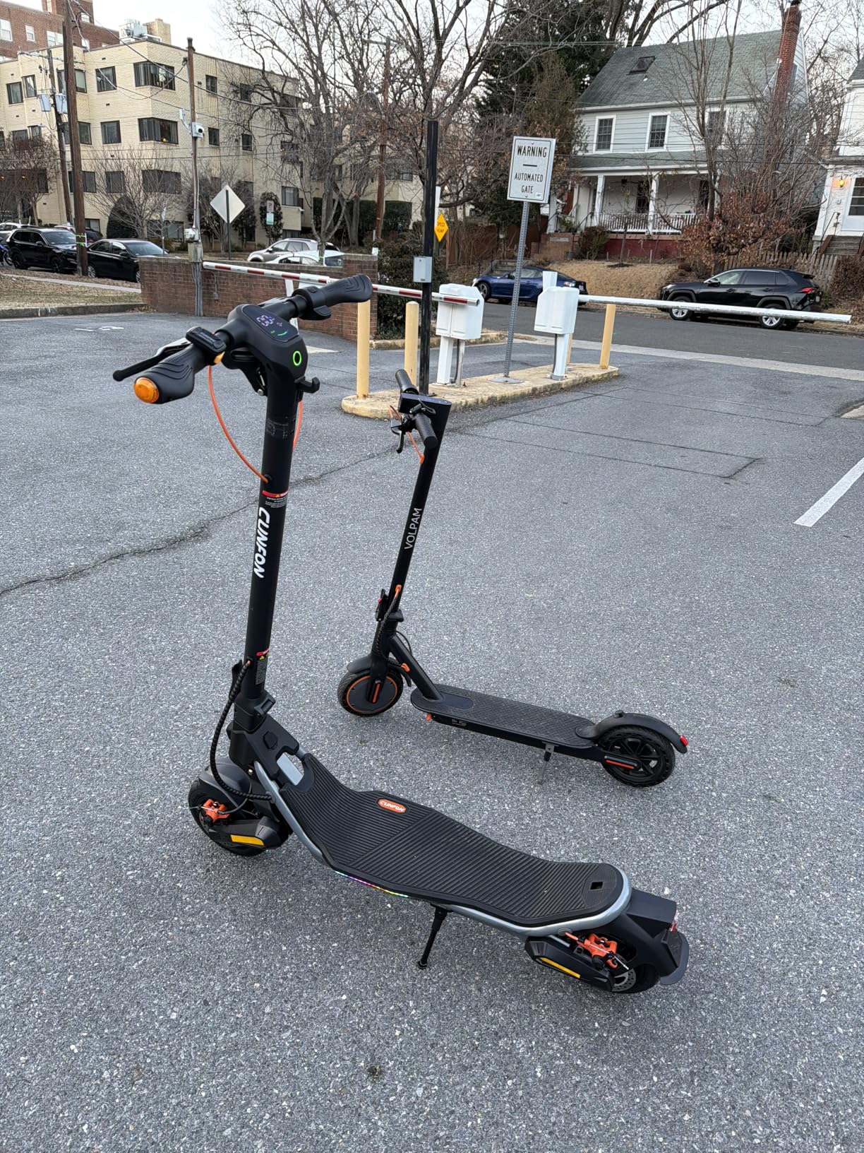 Electric Scooter- Electric Scooter for Aults, 1000/1600W Peak, up to 25-31MPH, 25-50Miles Range, 220-330lb Load, Foldable E-Scooter for Adult Teens with Damping Adjustable Suspensions, Turn Signals customer photo 1