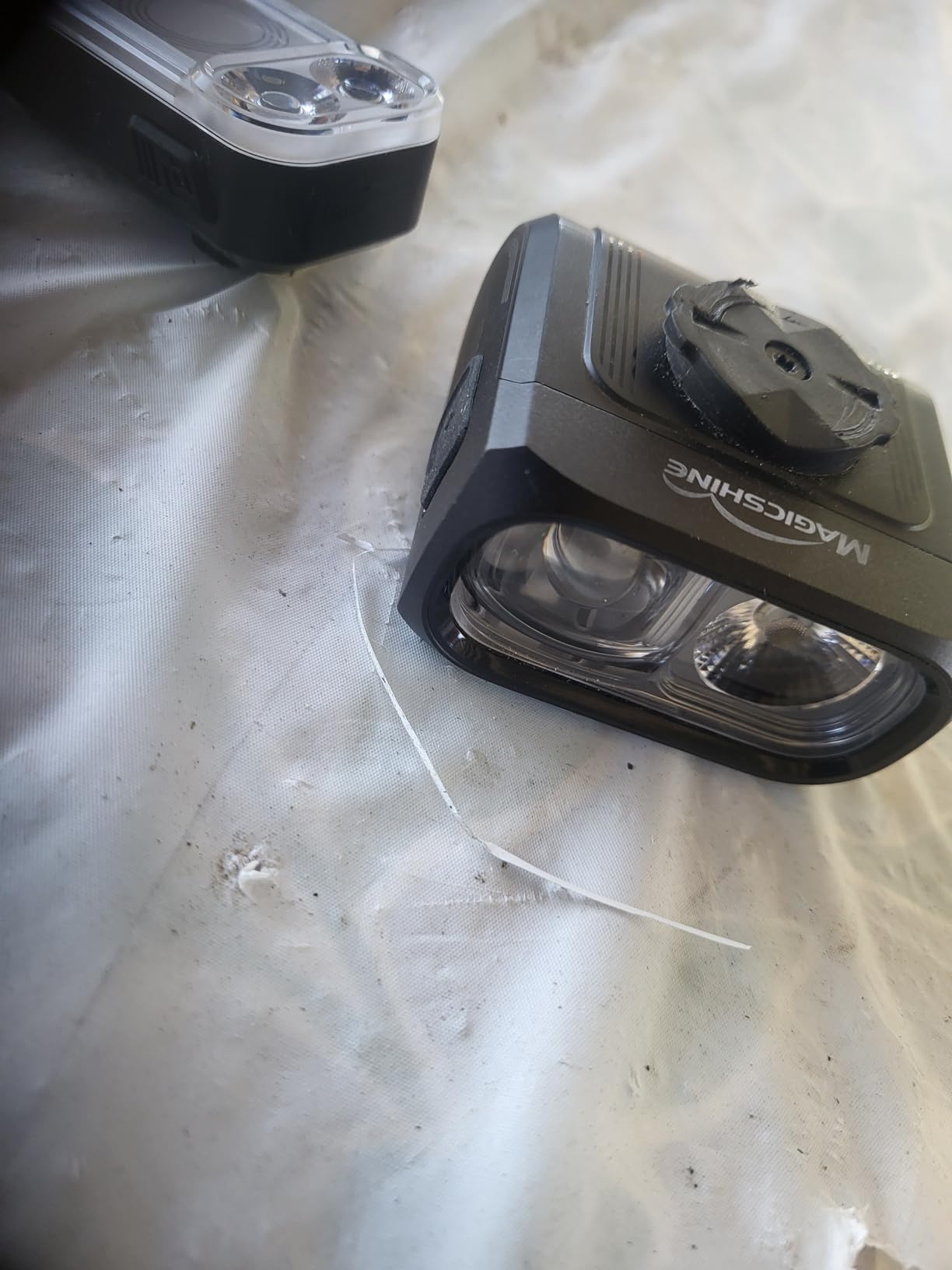 Magicshine HORI1300S Bike Headlight, Compatible with Garmin/Wahoo, 1300 Lumens High & Low Beam Front Light, USB-C Rechargeable, IPX6 Waterproof for Night Riding and Urban Cycling customer photo 2