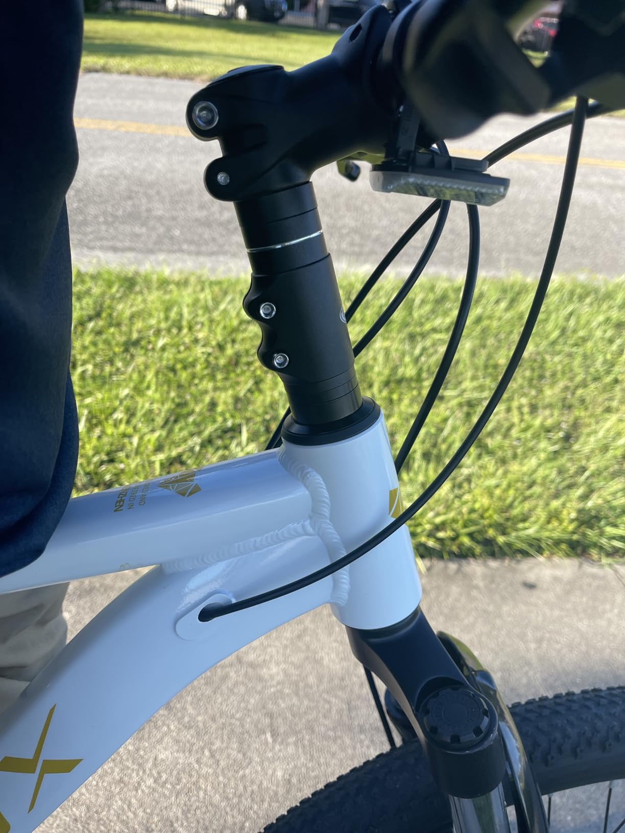 TRIFOX 26 Inch Aluminum Mountain Bike with Shimano 21-Speed customer photo 2