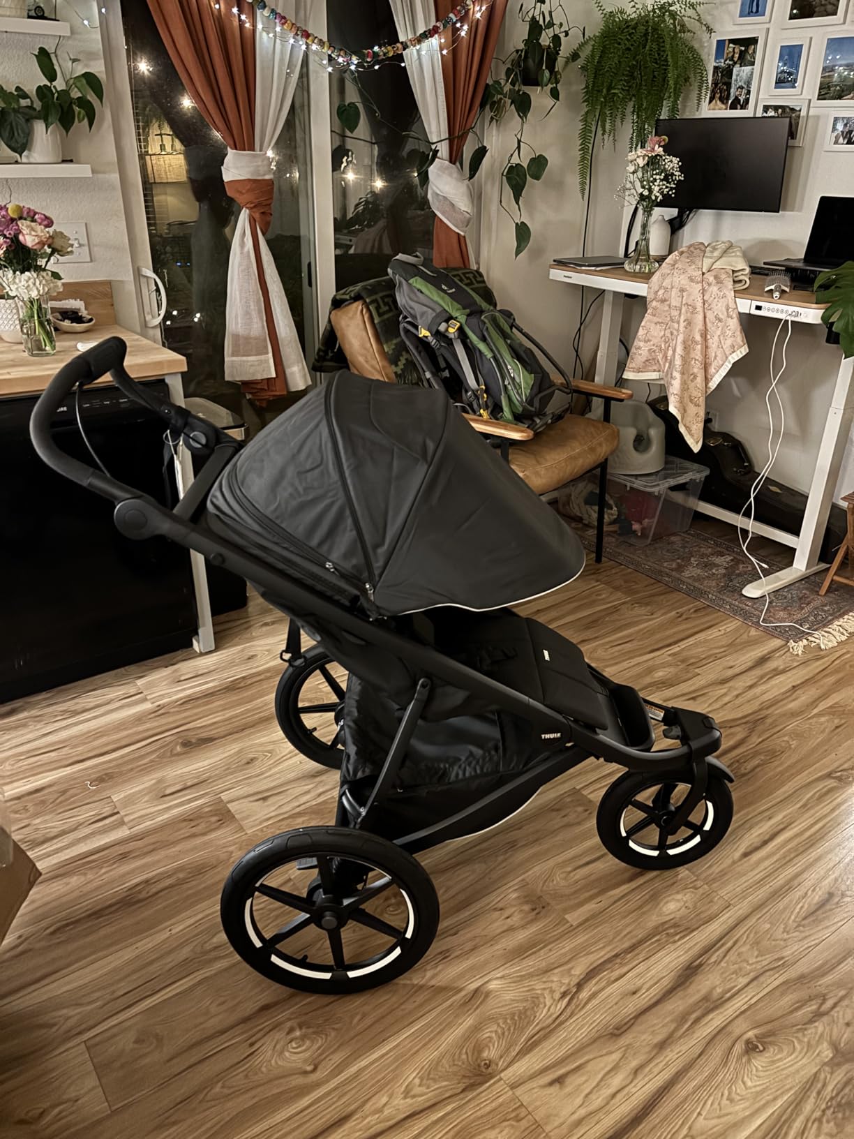 Thule Urban Glide 3 Double Child All-Terrain Stroller, Lightweight, Air-Filled Tires & Suspension, Integrated Hand Brake customer photo 1
