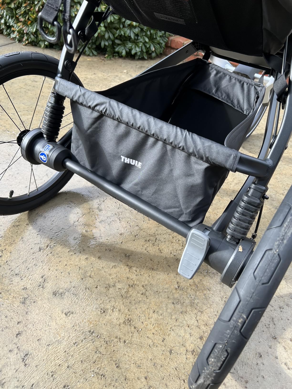 Thule Glide 3 Single Child All-Terrain & Jogging Stroller, Lightweight, Air-Filled Tires, Twist Hand Brake, Fixed Front Wheel customer photo 2