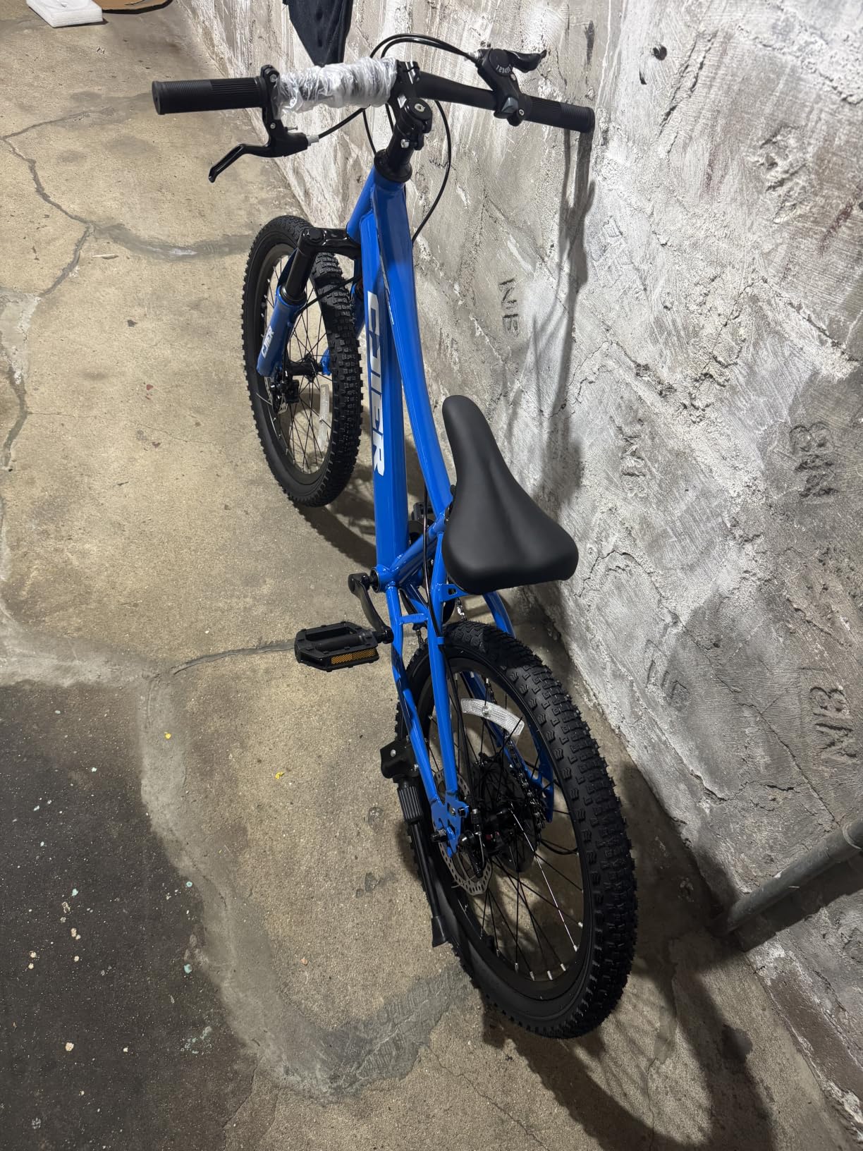 Pipleo 20/24 Inch Kids Mountain Bike, Bike 7 Speeds, Bikes for Kids 6-14, Girls Boys Bike with Suspension Fork, Dual-Disc Brake, Anti-Slip Butyl Tires customer photo 2