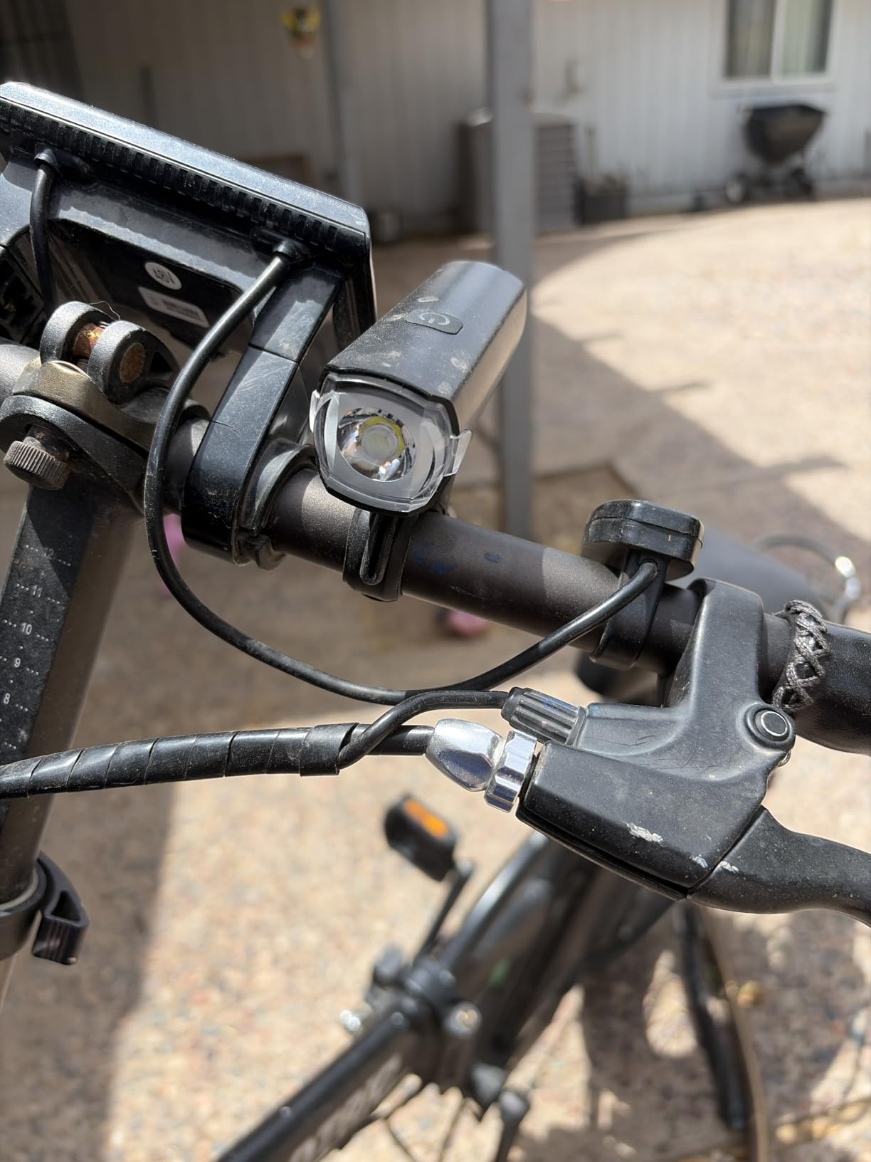 2026 New 1200LM Wide Angle Bike Lights for Night Riding, 3+5 Modes & IP65 Waterproof Bicycle Lights Front and Rear, Long-Lasting USB Rechargeable Sports Scooter Accessories for Men Women customer photo 2