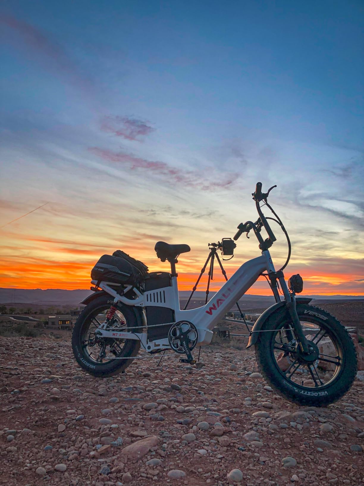 Wallke H7 Ultra 4000W Long Range Electric Bike for Adults, Solar Charge Supported Fat Tire Ebike with Portable Power Output, All Terrain E-bike for Camping, Outdoor Adventure, Commute, UL2849 Certified customer photo 1