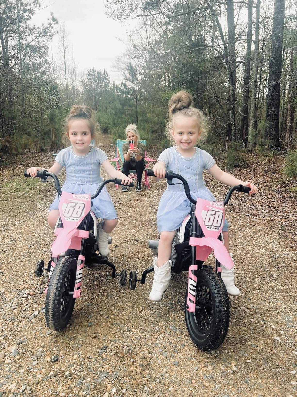 Qaba Kids Dirt Bike with Twist Grip Throttle, 12V Electric Motorcycle, Electric Bike for Toddler with Training Wheels, Spring Suspension & Music, Orange customer photo 1