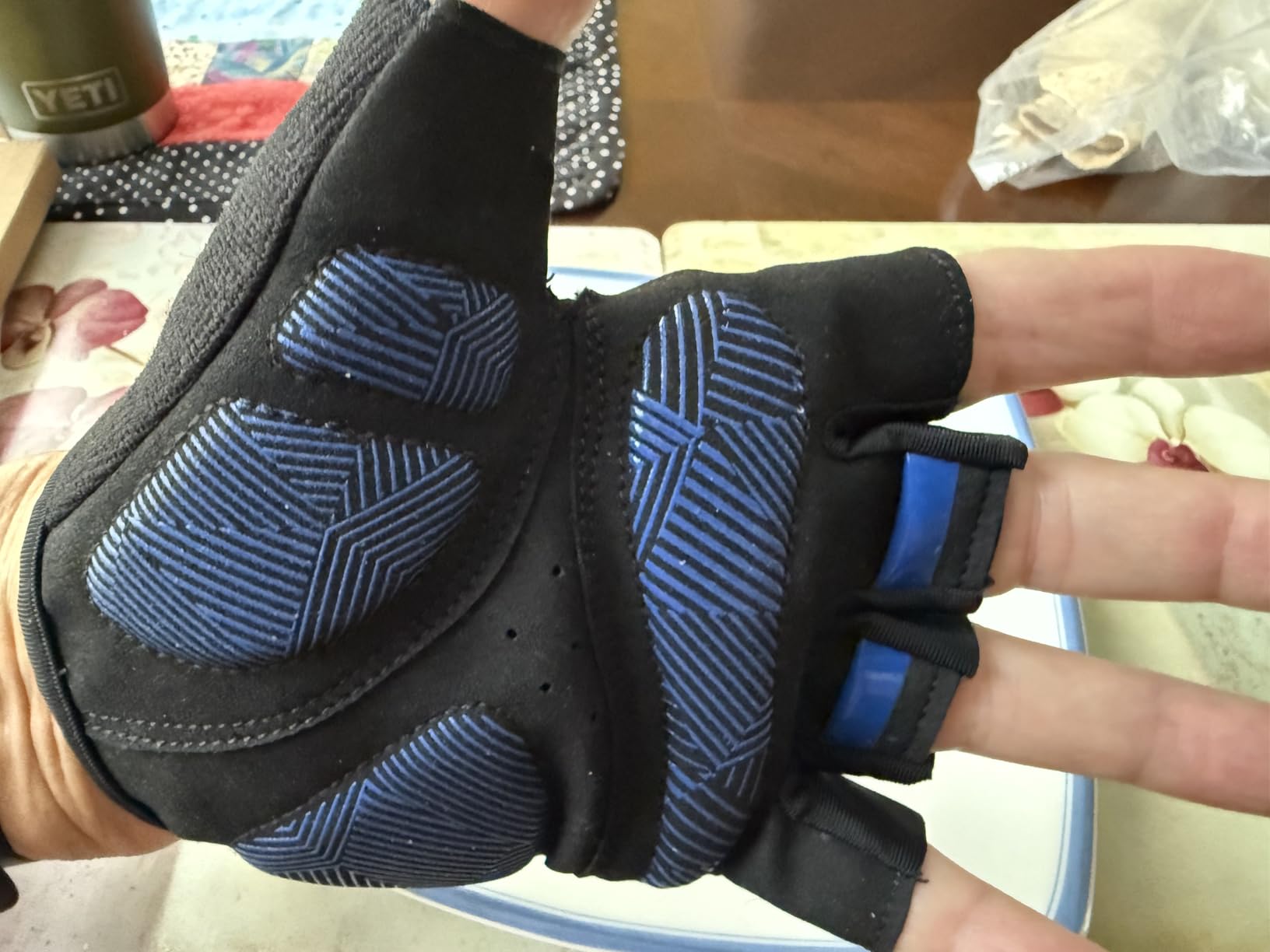 Lamicall Bike Gloves for Men Women - [Anti-Slip Shock-Absorbing Pad] Workout Gloves, Breathable Materials, Cycling Gloves for Bicycle, Gym, Motorcycle, Hiking, Indoor & Outdoor Sports customer photo 2