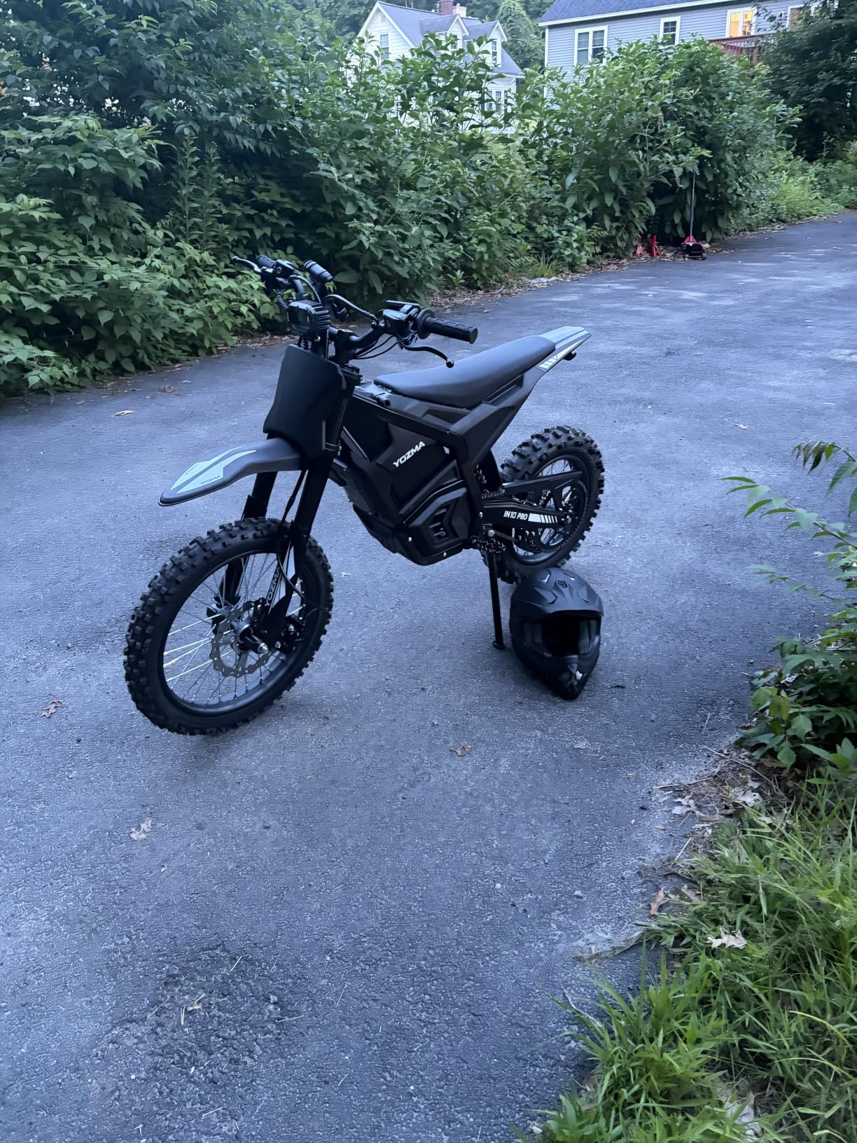 Yozma IN10 Pro Electric Dirt Bike, 5500 Peak Mid-Drive Motor, 50 Mph Max Speed Ebike, 60V 27AH Battery with 60 Miles Max Range, 17''/14'' Off-Road Tires, Hydraulic Brakes & Dual Shock Absorption customer photo 2