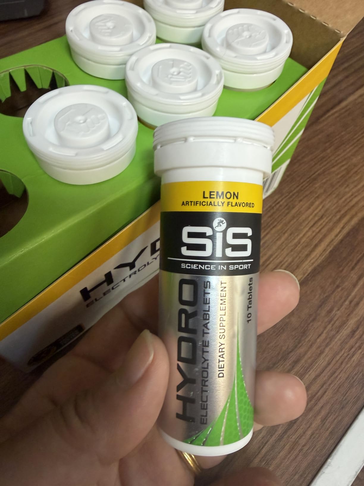 SiS Hydro Tablets - Electrolyte Hydration Tablets - Supports Body Fluid Balance for Sports Endurance - Low-Calorie Electrolyte Drink - Zero-Sugar - Vegan & Gluten-Free - Lemon Flavored - 8-Pack customer photo 2