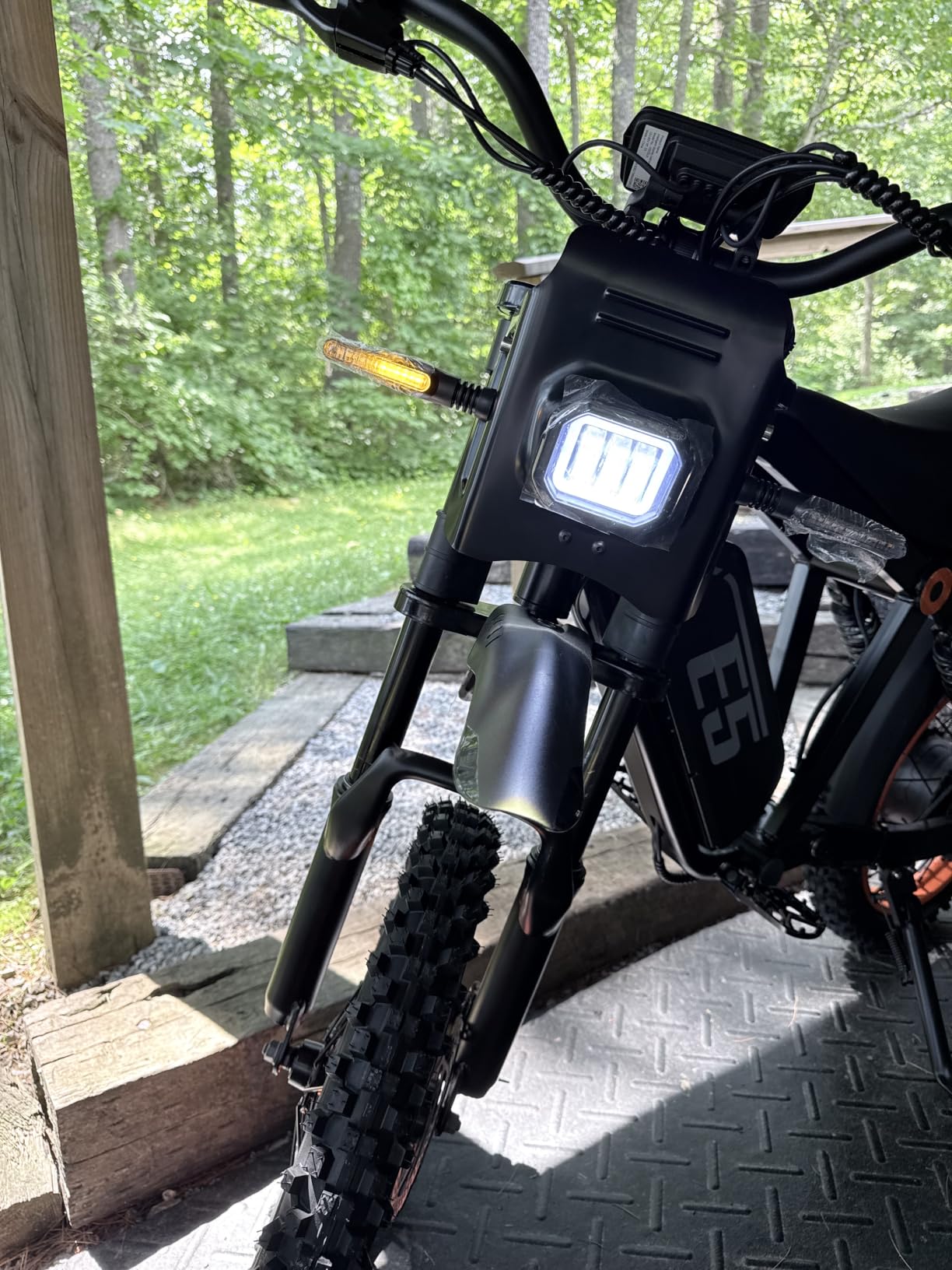 Electric Dirt Bike, 1500W Peak Electric Motorcycle with 48V 20AH Battery, Full Disc Brake and Suspensions, 50-Mile Range, 32 MPH, LCD Display & NFC Start, Off-Road E Dirt Bike for Teens Adults customer photo 1