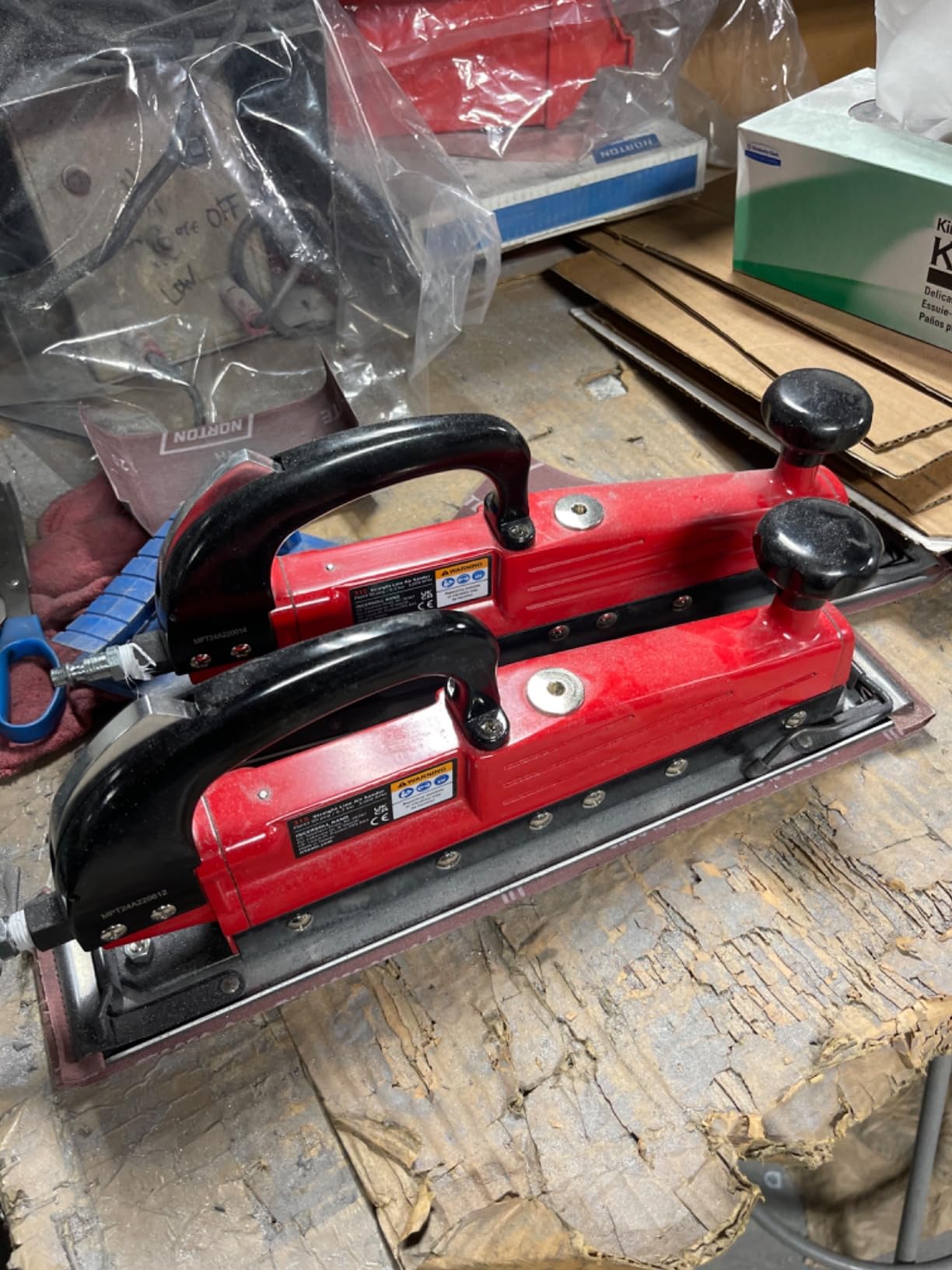 Ingersoll Rand 315 Straight-Line Air Sander | Features a 2.75