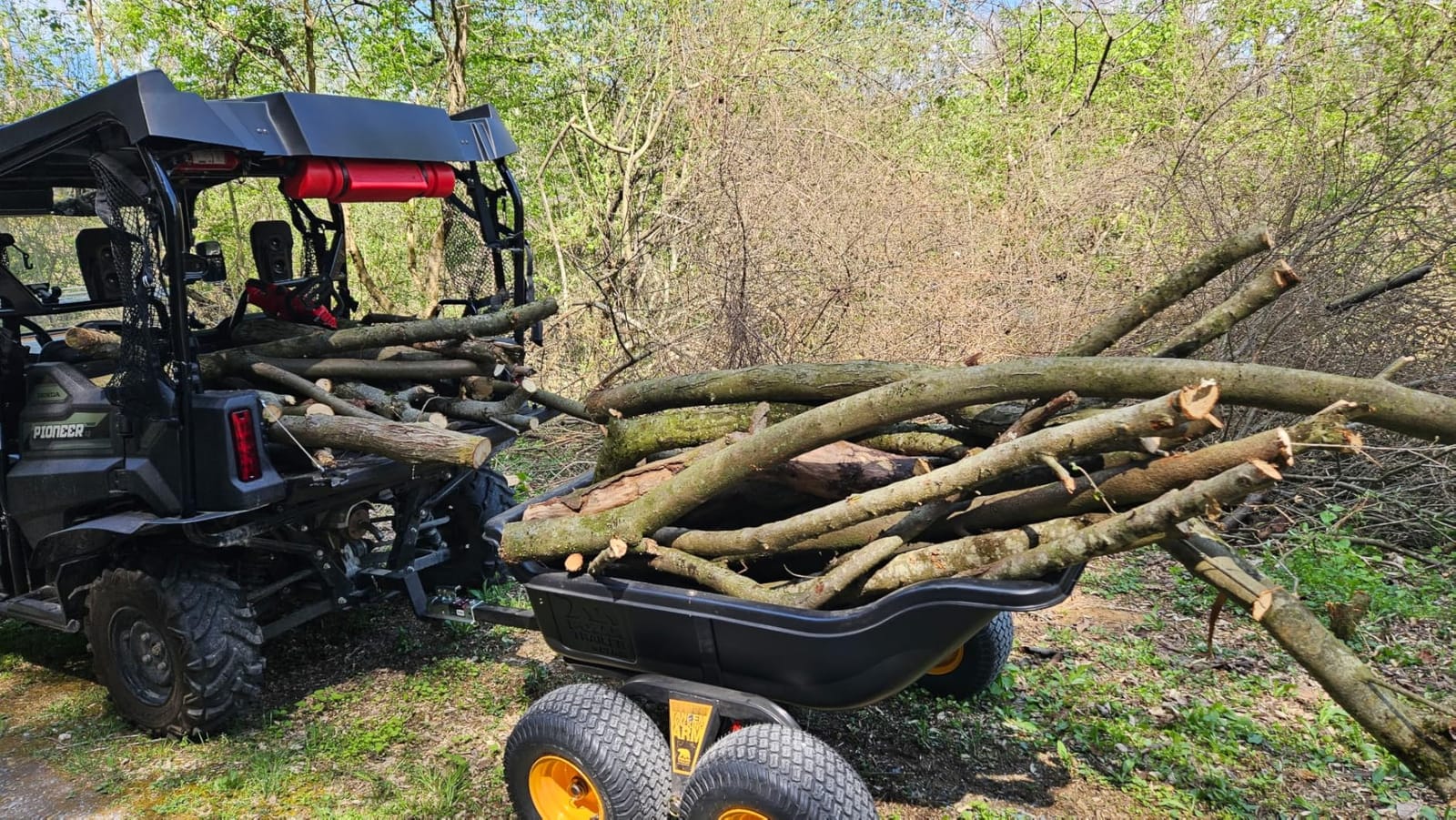 Polar TA1200 Tandem Axle Utility Trailer 1200 lb Capacity | Utility Trailer with 1200 Lb Capacity, 15-Ft³ Tub, Tandem Axles, Wide-Track Wheels, Sealed Bearings and Rust-Resistant Frame customer photo 2