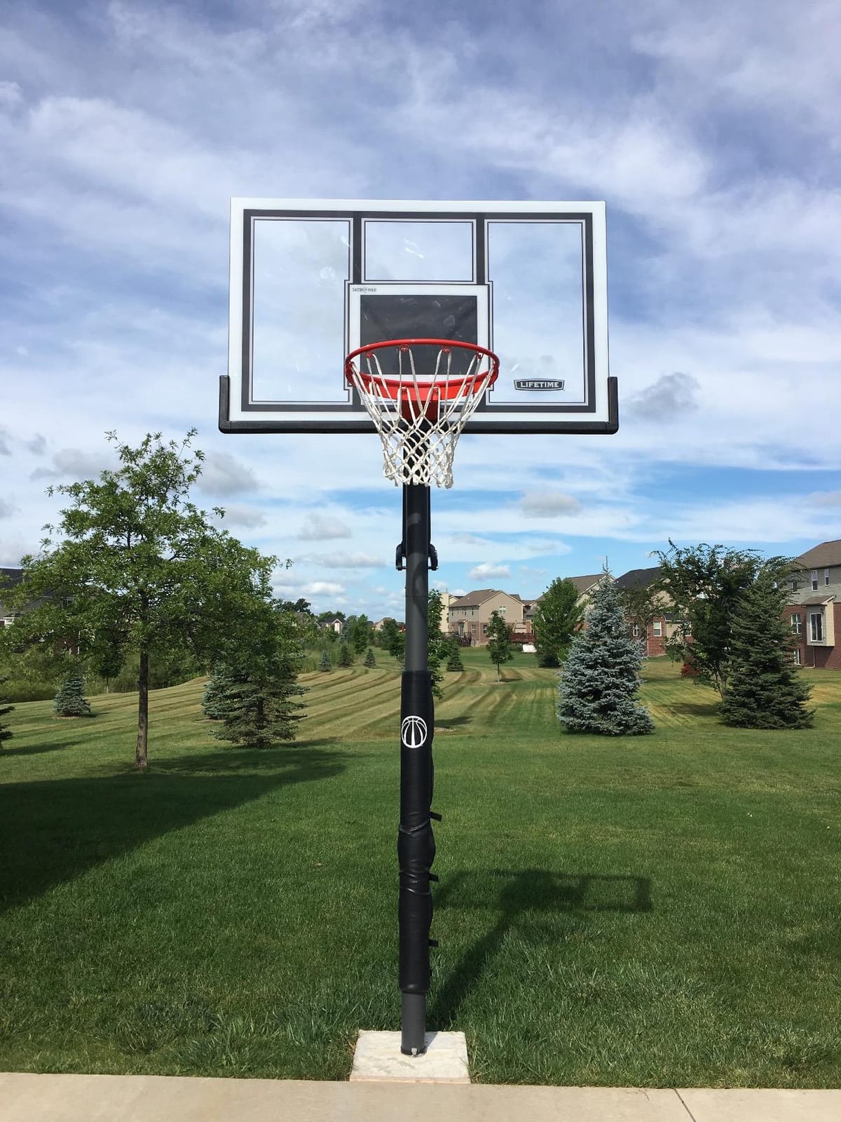 Lifetime Adjustable Basketball Hoop (54-Inch Polycarbonate) customer photo 2