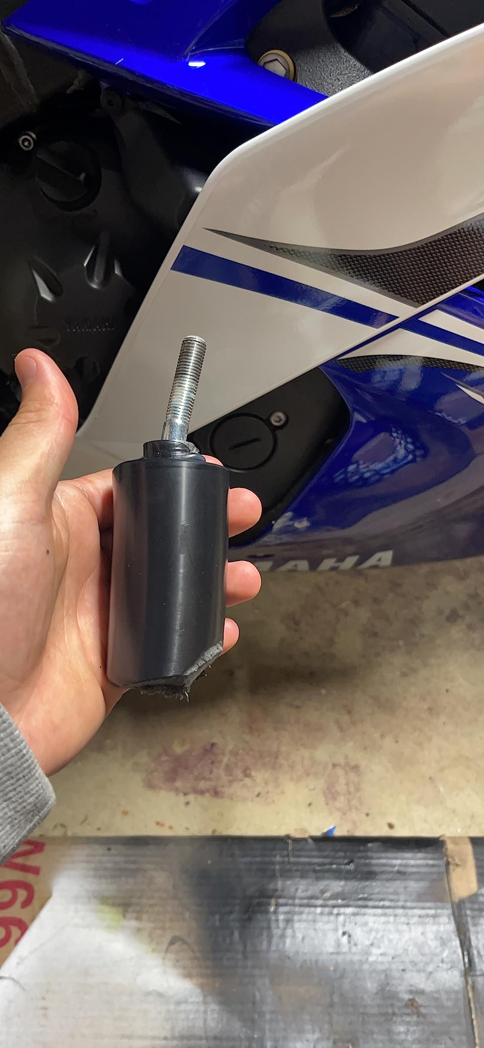 Shogun USA Made Yam YZF-R6 R6 2008 2009 2010 2011 2012 2013 2014 2015 2016 Black NO CUT Frame Sliders - 750-6349 customer photo 1