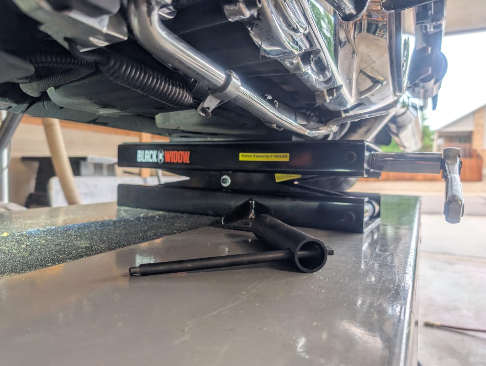 Black Widow Steel Motorcycle Tire Jack, 3.75 to 16.25 In Lift, 1,100 lb customer photo 1