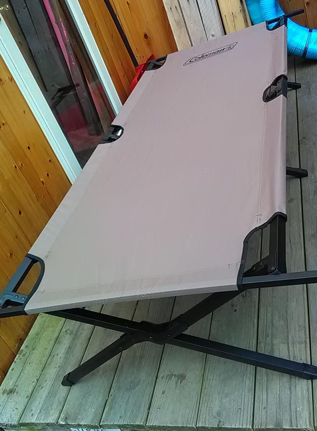 Coleman Trailhead II Large Folding Cot with Easy Setup & Takedown, Supports Adults up to 6ft 2in or 300lbs customer photo 1