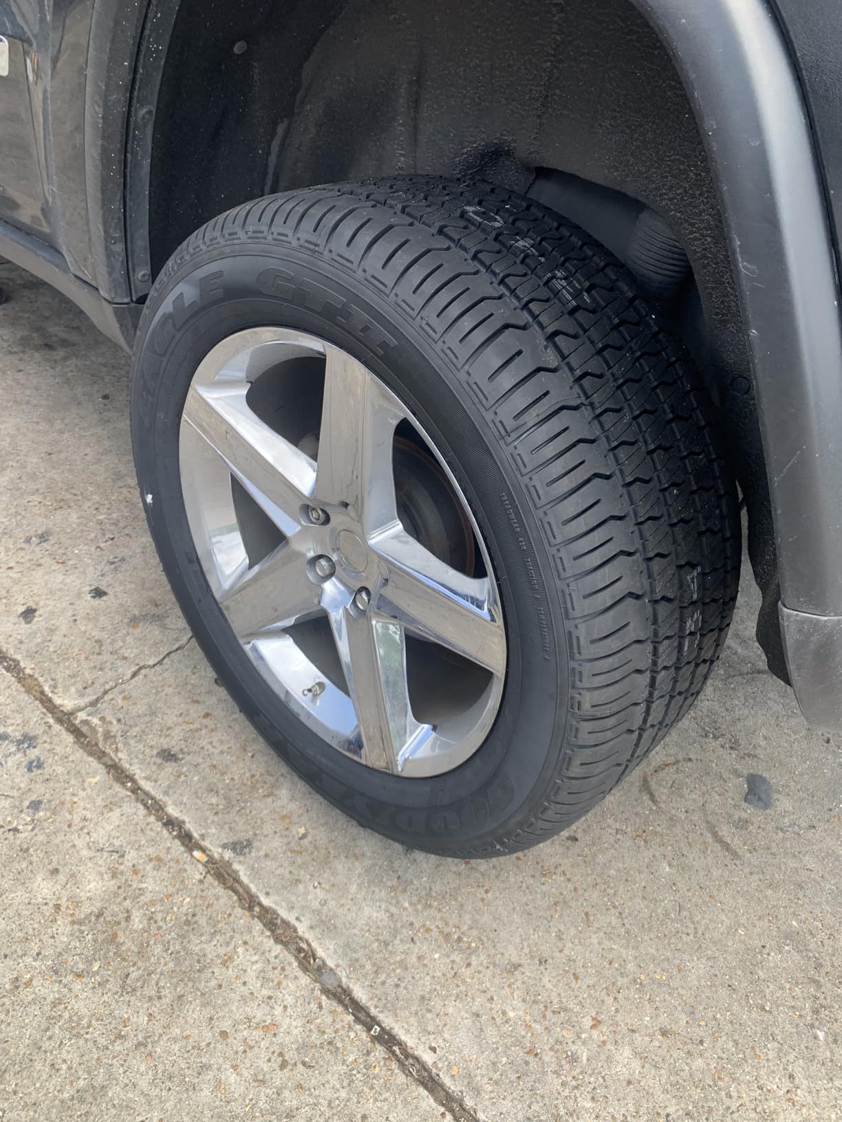 Goodyear Eagle GT II Radial Tire - 285/50R20 111H customer photo 1