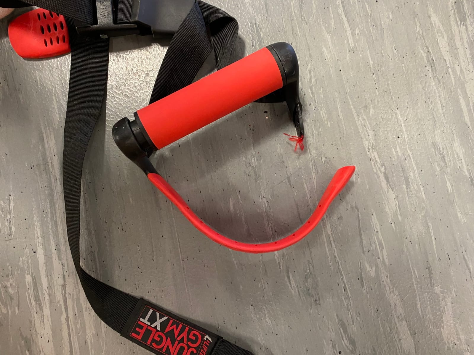 Lifeline Jungle Gym XT Body Weight Suspension Trainer System - Patented Split Anchor, Full-Body Workout, Lightweight Home Suspension Training Kit for Home Gym, Workout Equipment customer photo 2