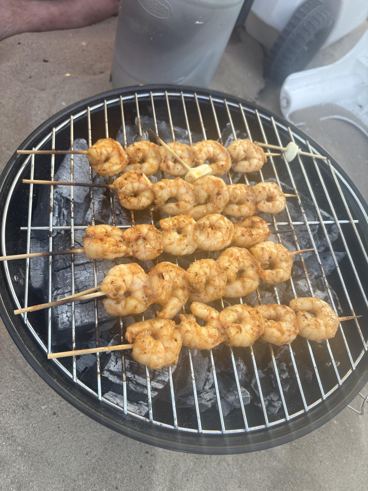 Cuisinart CCG190RB Portable Tabletop Charcoal Grill, 14-Inch customer photo 1