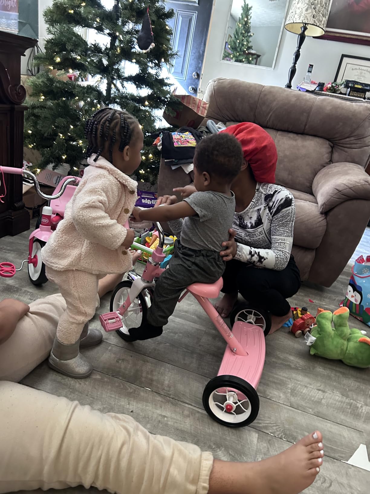 Radio Flyer Classic Red Tricycle, for Ages 2-4, 10