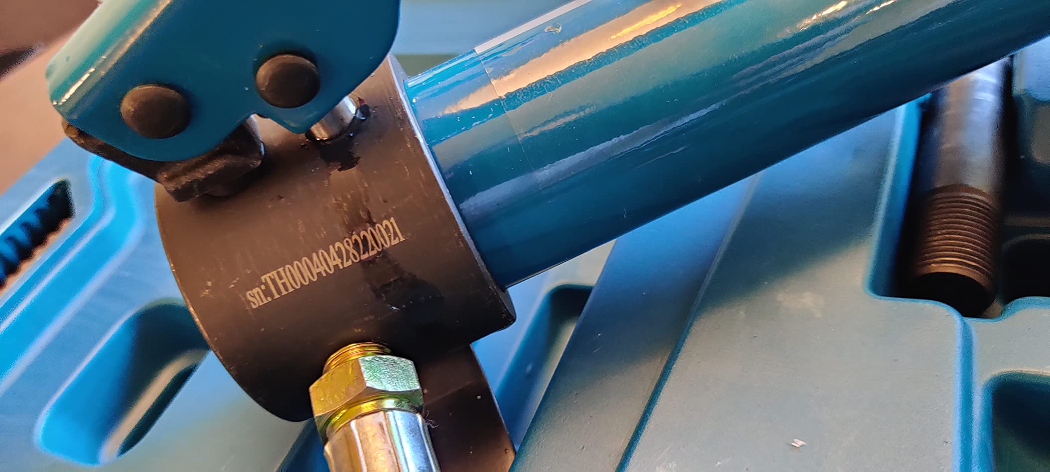 TEMCo Hydraulic Knockout Punch TH0004 - Electrical Conduit Hole Cutter Set KO Tool Kit 5 Year Warranty customer photo 2