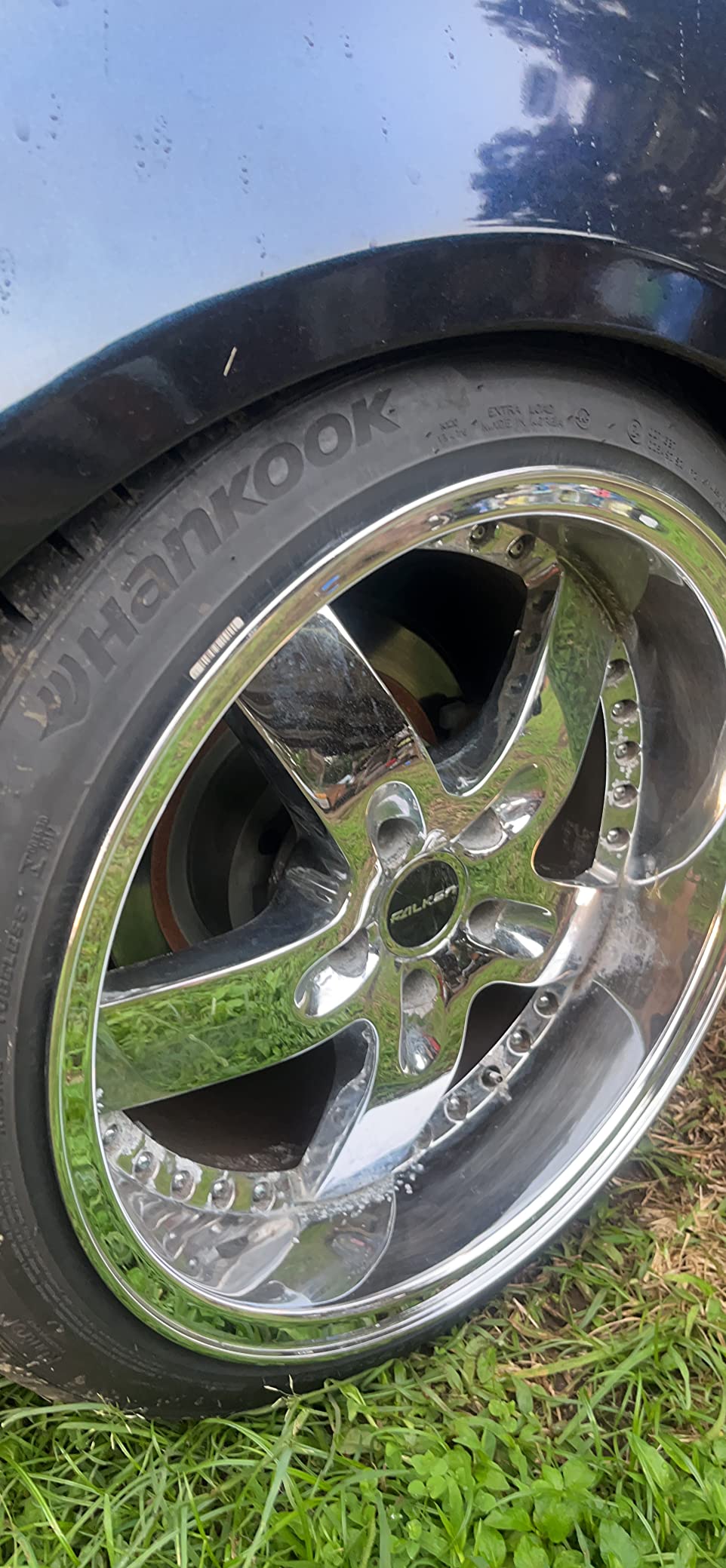Hankook Ventus V12 evo 2 Summer Radial Tire - 225/45R19 96Y customer photo 2
