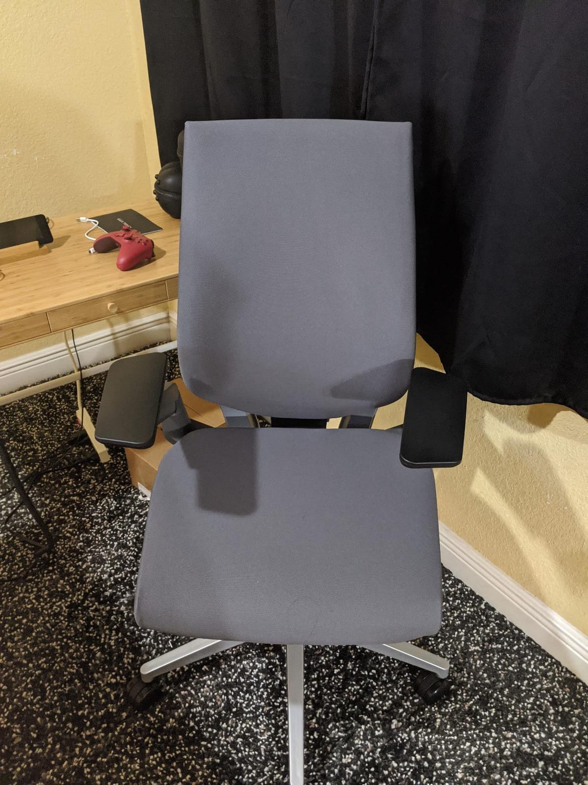 Steelcase Gesture Office Chair - Ergonomic Work Chair with Wheels for Carpet - Comfortable - Intuitive-to-Adjust for Desk - 360-Degree Arms - Graphite Gray Fabric customer photo 1