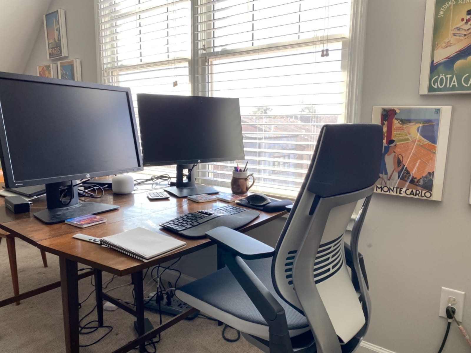 Steelcase Gesture Office Chair - Ergonomic Work Chair with Wheels for Carpet - Comfortable - Intuitive-to-Adjust for Desk - 360-Degree Arms - Graphite Gray Fabric customer photo 2