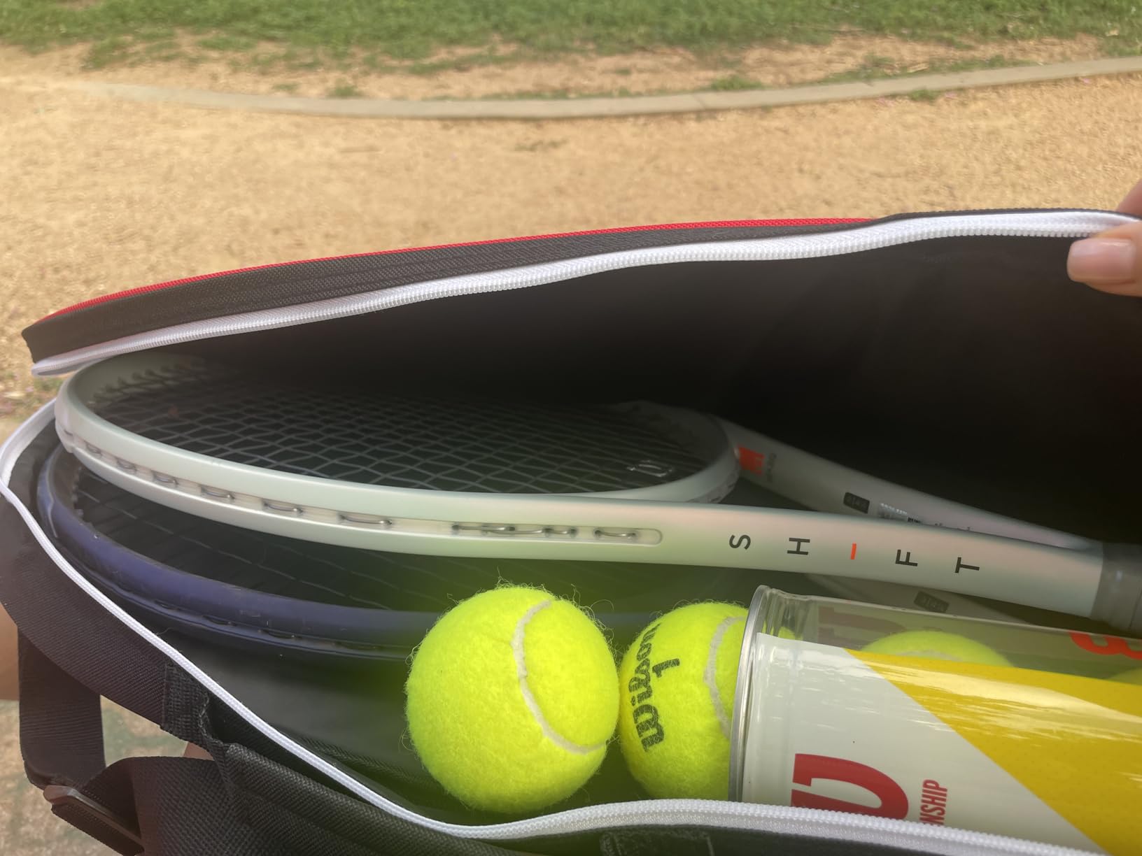 WILSON Advantage Tennis Bag Series customer photo 1