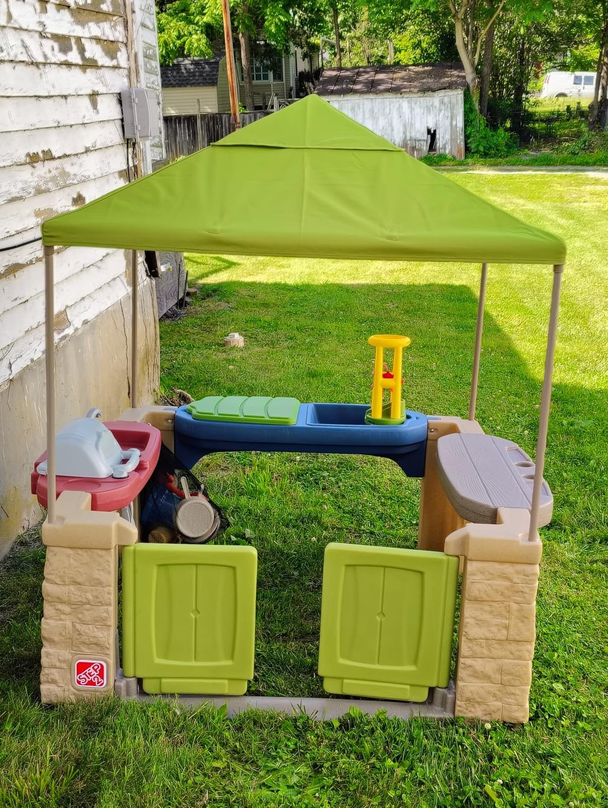 Step2 All Around Playtime Patio with Canopy Playset - Shaded Outdoor Playhouse for Kids with Realistic, Interactive Features, Room for Multiple Toddlers to Play - Dimensions: 60