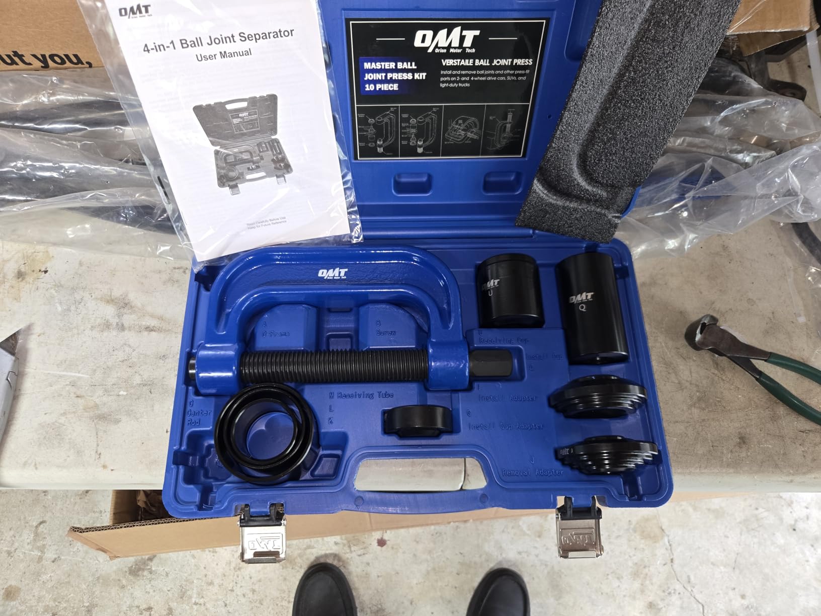 OMT Ball Joint Press Kit, Ball Joint Removal Tool with 4x4 Adapters | Heavy Duty Ball Joint Tools for Most 2WD and 4WD Cars and Light Trucks, Blue C-frame customer photo 1