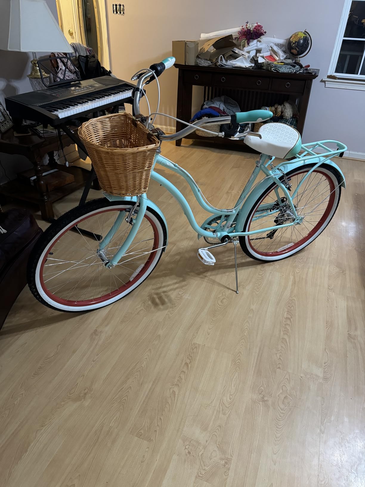 Schwinn Perla Cruiser Bike, 26 Inch Bike for Women and Men, 7-Speed Beach Cruiser Bicycle, Linear Pull Brakes, Comfortable Quilted Seat, Upright Riding Position, Adult Bicycle customer photo 1
