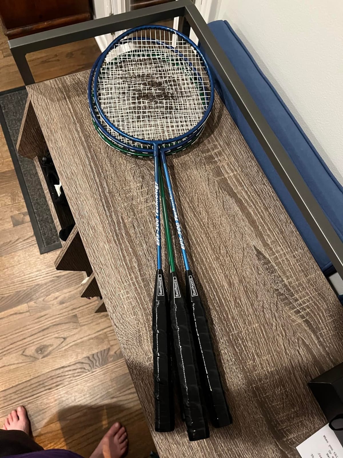 EastPoint Badminton Set, 4 Rackets, 2 Shuttlecocks, 15' Net, Outdoor Games | Portable, Self-Packing, Easy Setup & Take Down, Backyard Games, Kids Games, Camping Fun customer photo 1