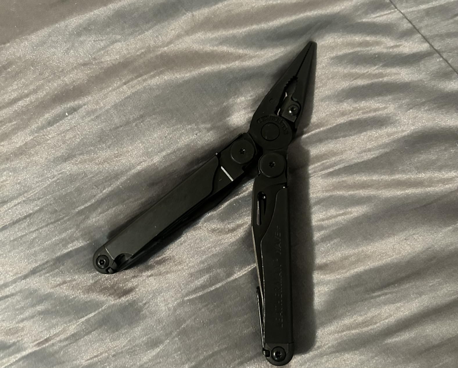 LEATHERMAN Wave Plus 18-in-1 Multi-Tool, DIY and Outdoors, Black | Outside-Accessible Blades, Replaceable Wire Cutters, Spring-Action Scissors, Locking Tools customer photo 1