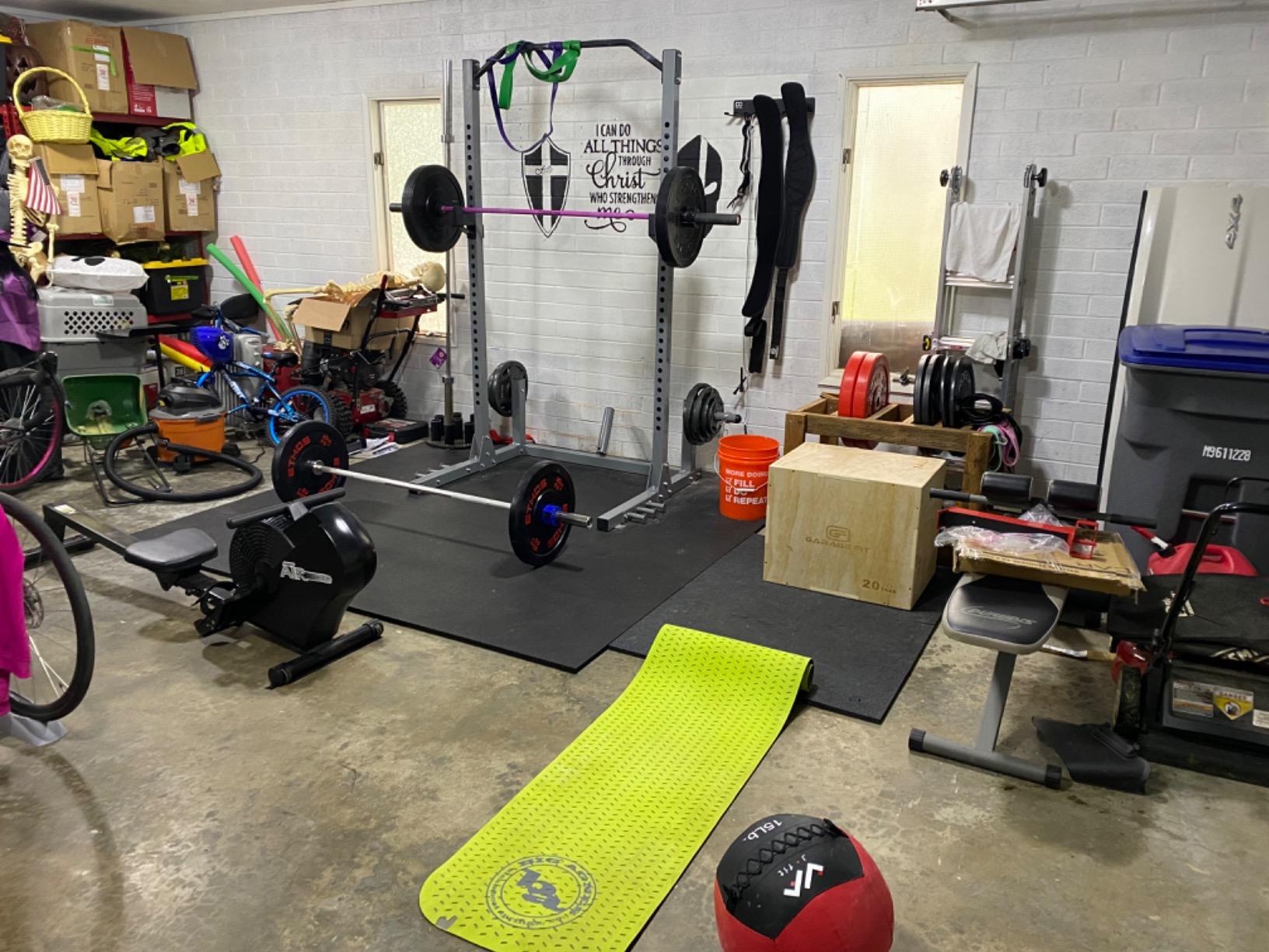Synergee Games 15kg and 20kg Colored Ceramic Coated Barbells, Rated 1500lbs for Weightlifting and Powerlifting customer photo 2