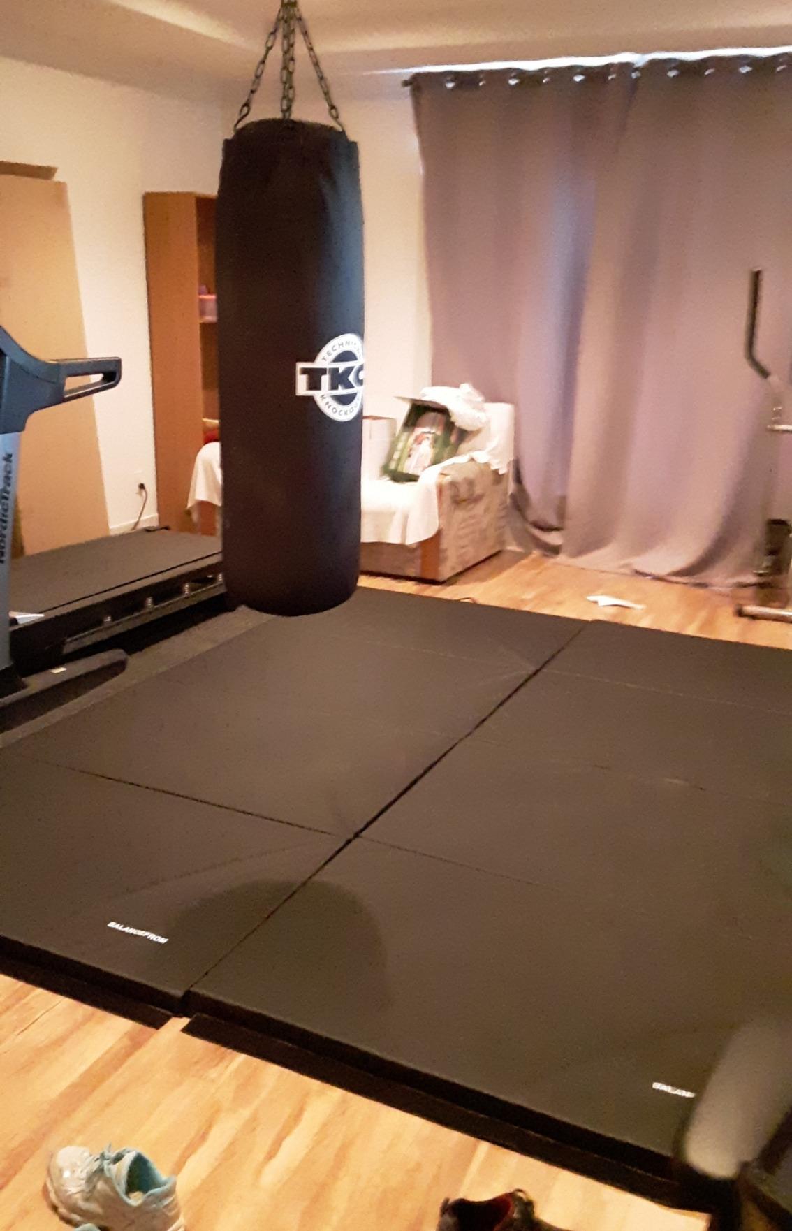 BalanceFrom 6x2 Feet 3-Panel Folding Gymnastics Mat - 2-Inch Thick Pad with Vinyl Surface and Carrying Handles for Tumbling, Yoga, Pilates, Home Workouts, and Martial Arts customer photo 1