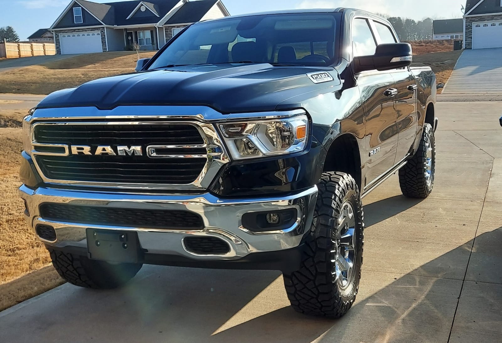 RealTruck AMP Research PowerStep Plug-N-Play Retractable Electric Truck Steps with LED Step Lights | Fits 2019 - 2024 RAM 1500 | 76240-01A customer photo 2