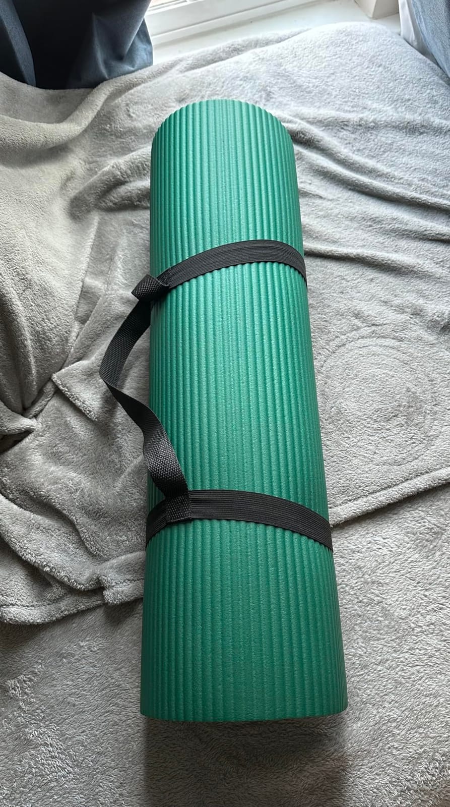 Gaiam Thick Yoga Mat, Exercise & Fitness Mat with Easy-Cinch Carrying Strap | Non-Slip NBR Foam | Joint Cushioning customer photo 1