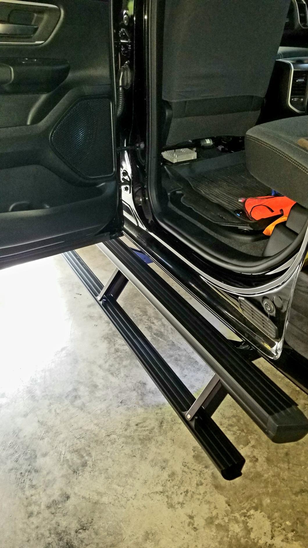 ARIES 3048314 ActionTrac 87.6-Inch Retractable Powered Running Boards, Fits Select Ram 1500 Crew Cab customer photo 1